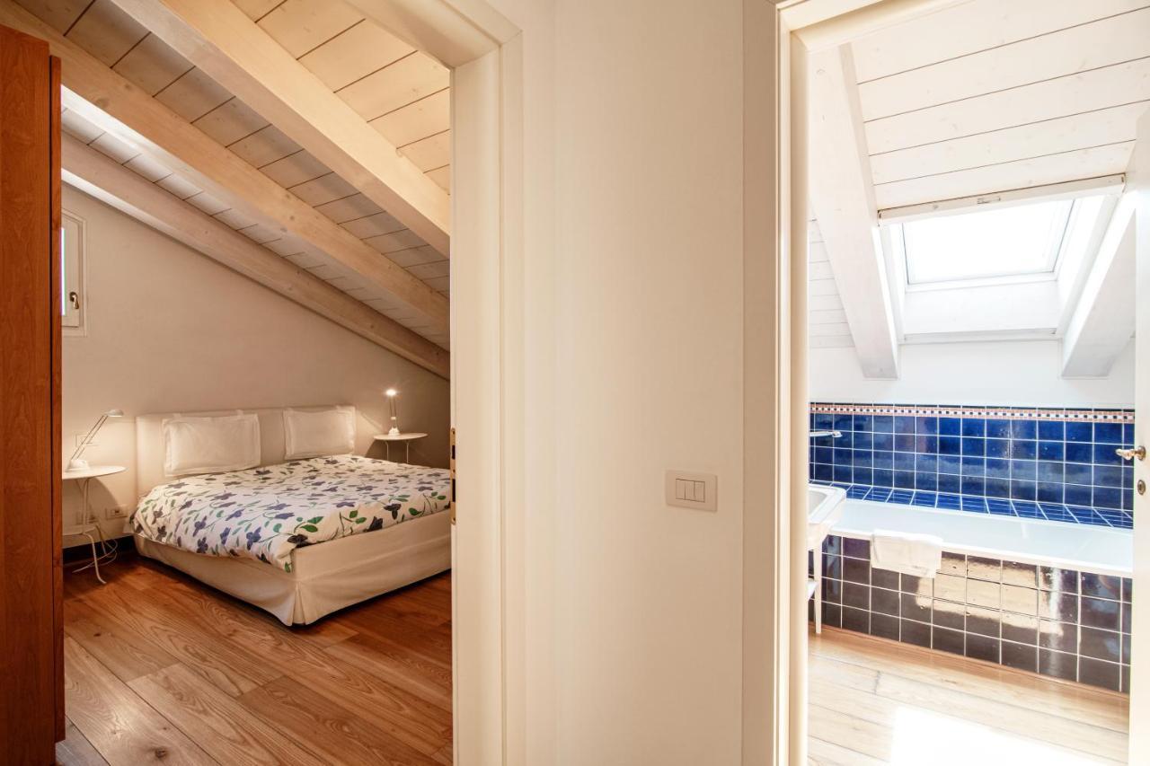 Castello Di Brusata Apartment By Quokka 360 - Romantic Flat With Pool เมนดริซิโอ ภายนอก รูปภาพ